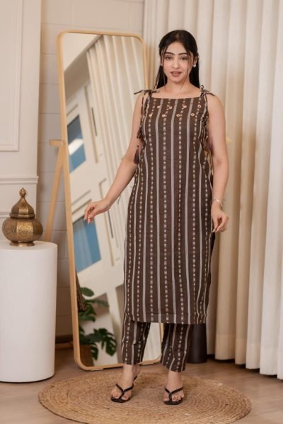 cotton spaghetti kurtis mirror and katha work sleeveless tops for women  Kurti With Bottom Wholesale