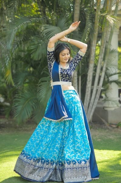 Delightful Mother Daughter Combo Pure Silk with Zari Weaving Half Saree Set Half Saree Lehenga