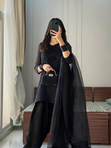 Designer Black French Crepe Salwar Kameez with Beads & Sequins Work Dupatta Manufacturer Wholesale Rate 