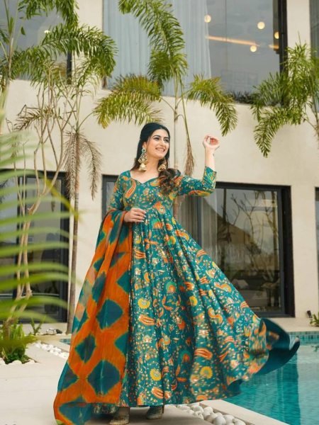 Designer Digital Gown in Tabby Silk Flared Look with Contrast Dupatta Set Plus Size Kurti / Gown