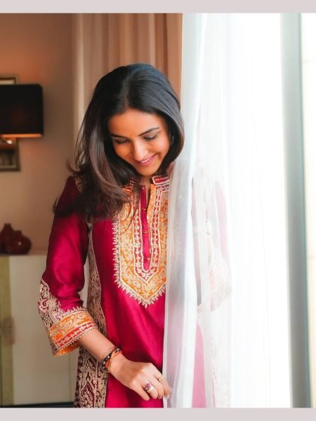 DESINGNER HEAVY ROMAN SILK SUIT Pakistani Suits Wholesale