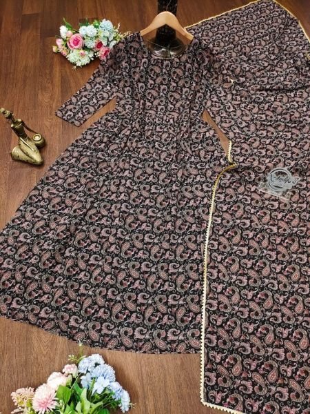 Digital Printed Fox Georgette Gown With Dupatta Kurti With Dupatta Wholesale