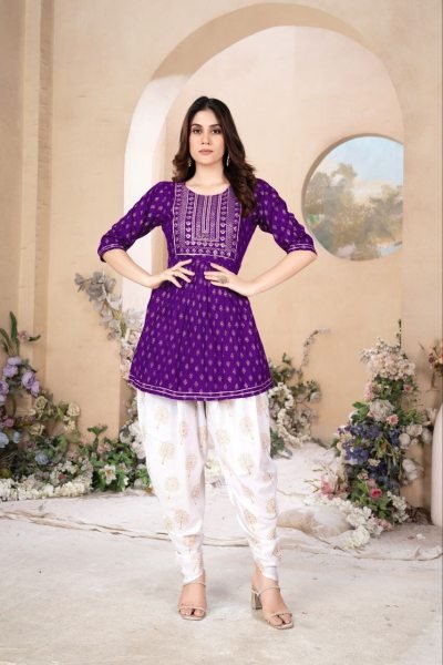 Dothi Patiyala in beatiful colour with Embroidery  Neak work  Tunics kurti