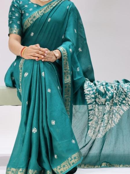 Effortless Mull Jacquard Silk Saree with Jacquard Weaving Border At Wholesale Rates Sarees 