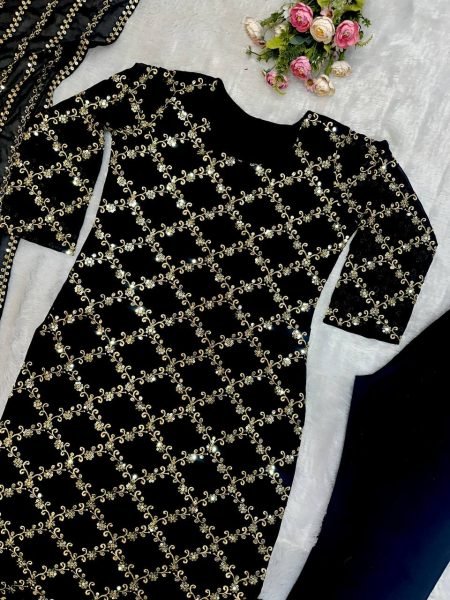 Elegant Black Faux Georgette Salwar Suit with Intricate Embroidery   Lace Work for Weddings 3 Piece Kurti Set