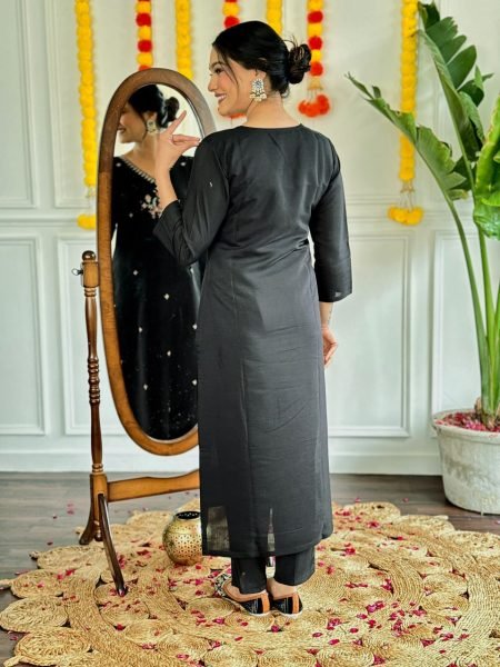 Dynamic Embroidered Viscose Chanderi Kurti Set for casual wear at best price  3 Piece Kurti Set