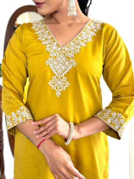 Elegant Heavy Chanderi Kurti suit with embroidery work  3 Piece Kurti Set