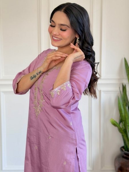 Elegant Lavender Chanderi Kurti set in Embroidery work With  Printed Dupatta 3 Piece Kurti Set