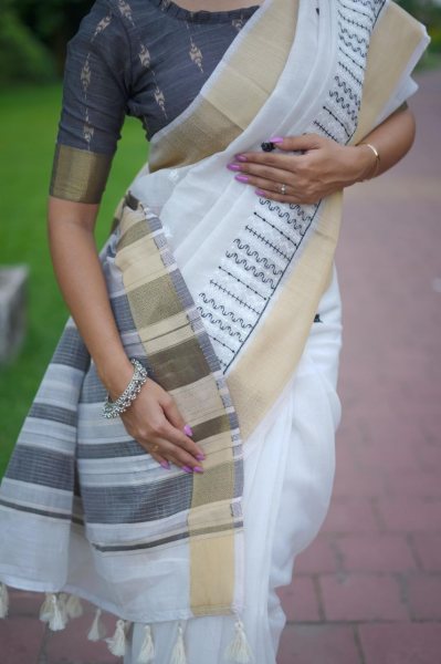 Elegant Linen Cotton Saree with Contrast Pallu & Ikkat Blouse Cotton Sarees Wholesale