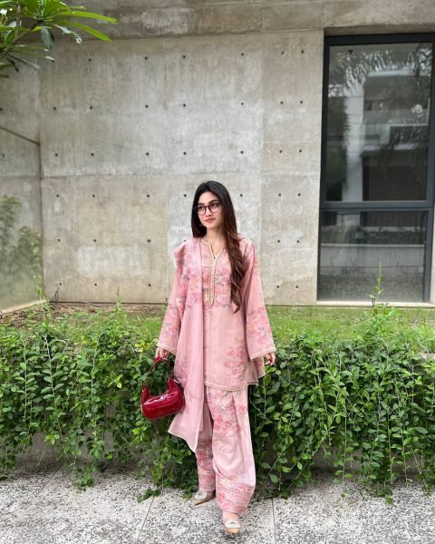Elegant Printed Georgette Farshi Suit with Dupatta Perfect for Festive Wear Ready To Wear Collection