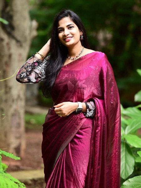 Elegant Space Silk Saree Set for Resale Soft Fabric with Designer Blouse at Wholesale Rates Embroidery Sarees Wholesale