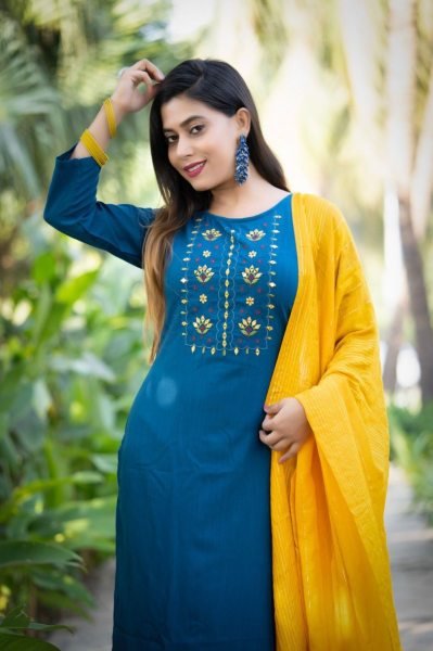 Embroidered   Mirror Work Rayon Kurti Pant Set  3 Piece Kurti Set