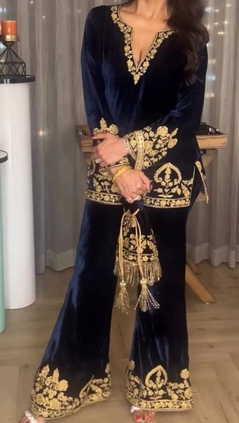 Exclusive Viscose Velvet Embroidered Top   Plazzo Co ord Set with Matching Potli for Party Wear Kurti With Bottom Wholesale