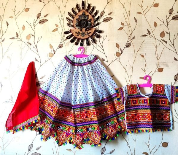 Fabulous Pure Cotton Kids Lehenga Choli For Navratri  Girls Wear