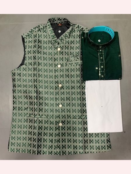  FANCY HEAVY KURTA PAJAMA  With Jaquard   Kotti Set For Men s Kurta Pajama Wholesale