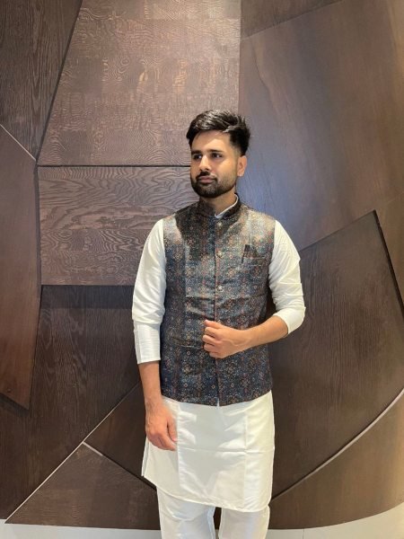 Fashionable Indian Kurta Pajama and Jacket Banarasi Jequard Printed for Men Indian Weddings Wear 