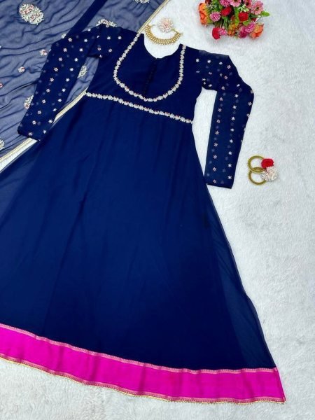 Festival Wear Georgette Thred Work Gown With Dupatta Kurti With Dupatta Wholesale