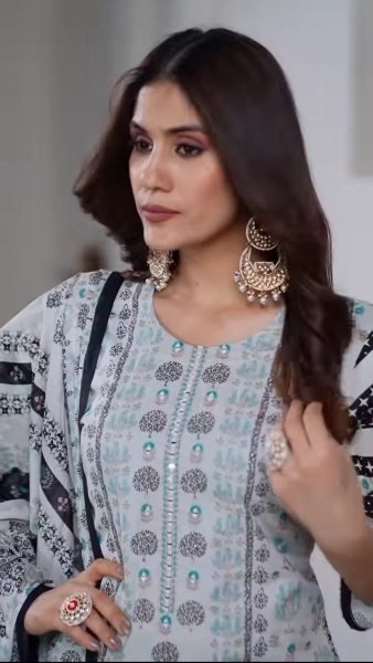 Festive, Party Wear White 3 pair kurti Suit  With Maslin fabric with digital prints Georgette Dupatta 3 Piece Kurti Set