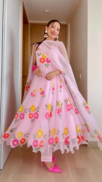 Flower Printed Baby Pink Silk Organza Gown Pant With Dupatta 3 Piece Kurti Set