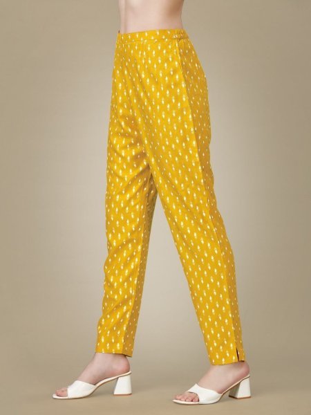 Foil Printed Heavy Rayon Embroidery Kurti Set  Kurti With Bottom Wholesale