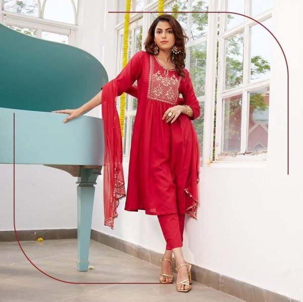 fox Georgette With Embrodery Design Kurti Set 3 Piece Kurti Set