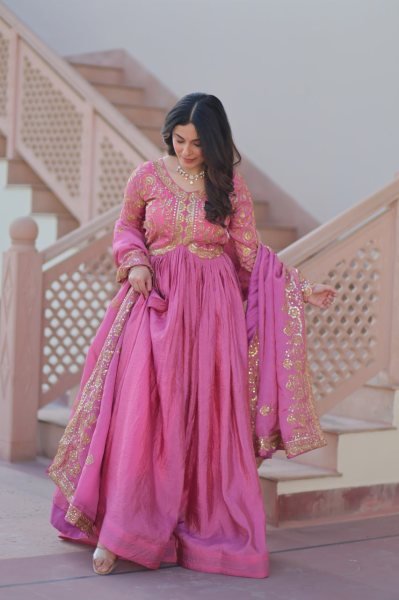 Fuchsia Pink Gold Crush Gown with Dupatta Wedding Set Anarkali Kurtis 