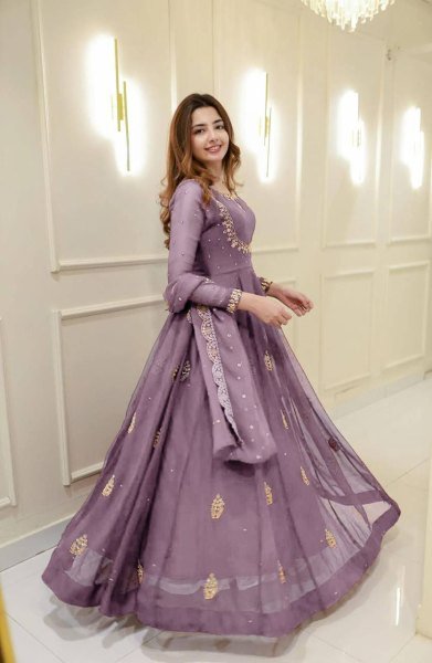 Genteel Lavender Fully Stitched Long Gown with Border Dupatta at Manufacturer Rate Anarkali Kurtis 