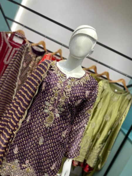 Glamorous Lavender Ready to Wear Front and Back Embroidery Diamond Work for Reseller at Wholesale Rate Ready To Wear Collection