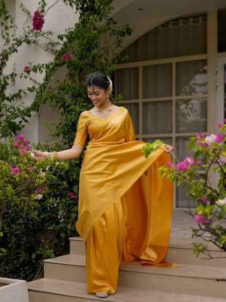 Golden Glow Banarasi Soft Silk Saree with Fine Zari Great for Haldi Look at Wholesale Rate Banarasi Saree Wholesale