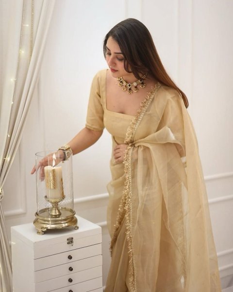 Goldy Crazy Beige Gold Fendy Silk Saree Set Wholesale Pricing Ready To Wear Saree 