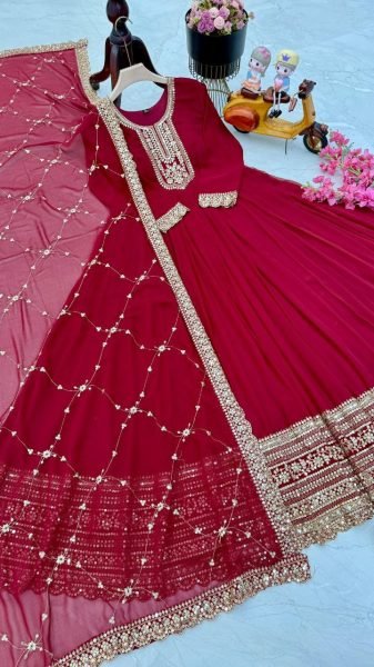  GORGEOUS DESIGNER ANARKALI GOWN WITH DUPATTA SET Ready To Wear Collection