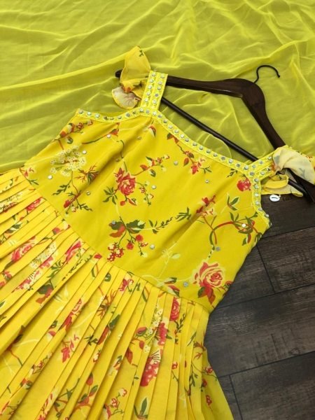 Gown Style Haldi Dress Bollywood Designer Gown   Dupatta Kurti With Dupatta Wholesale
