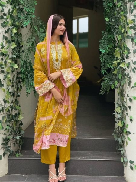 Grace infused Lilac Muslin Pakistani Suit with Cotton Lining   Embroidered Neck   Heavy Dupatta for Occasion Wear 