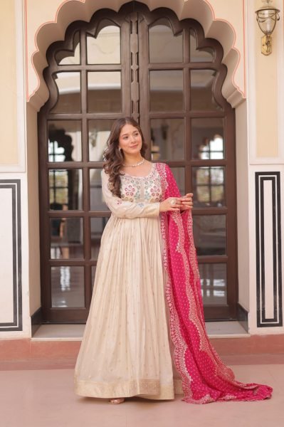 Graceful Pink Anarkali Gown in Jacquard With Heavy Work & Printed Dupatta Anarkali Kurtis 