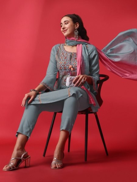 Grey Color Viscose Reyon Slub Embridered Work Kurti Set Ready To Wear Collection
