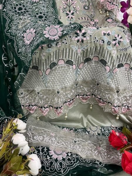 H41 heavy georgette pakisatani suit  Pakistani Suits Wholesale