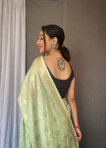 Hasti Special  Muslin Soft Silk Woven Saree Silk Sarees Wholesale