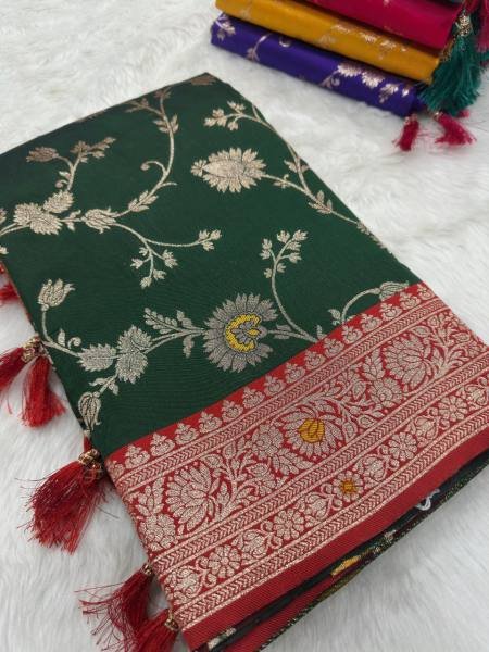 Heavy Banarasi Silk Saree with Meenakari Weaving & Contrast Blouse Banarasi Saree Wholesale