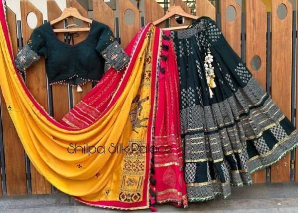 Heavy Muslin Cotton Lehenga With Embroidery Work   Navratri Lehnega Choli