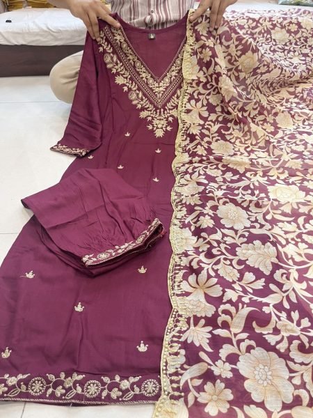 Heavy Rayon Kurti Pant With Dupatta  3 Piece Kurti Set