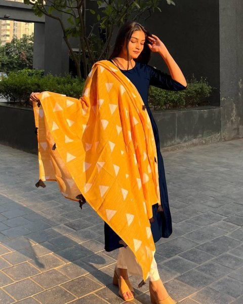 Heavy Reyon Cotton Kurti Pant With Dupatta  3 Piece Kurti Set
