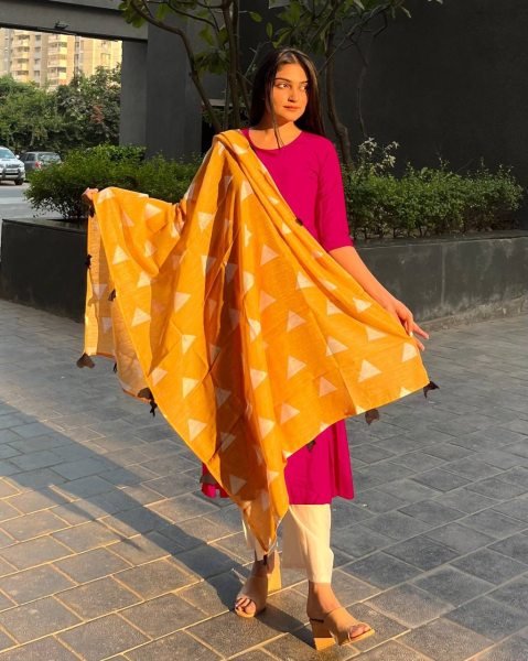 Heavy Reyon Cotton Kurti Pant With Dupatta  3 Piece Kurti Set