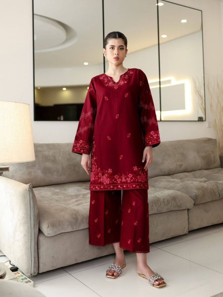 Impressive Maroon Thread Embroidery Kurti Plazzo Cord Set Wholesale Offer 