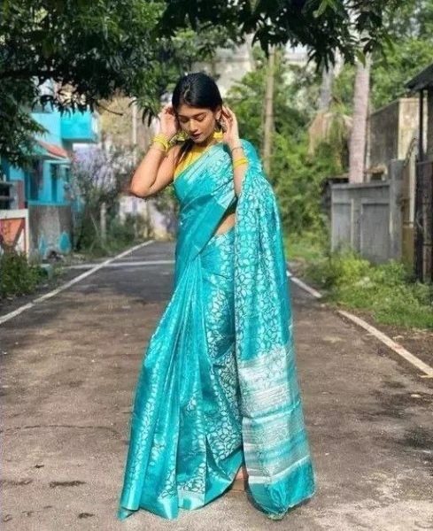 Indian Wedding Banarasi Lichi Silk Saree Banarasi Saree Wholesale