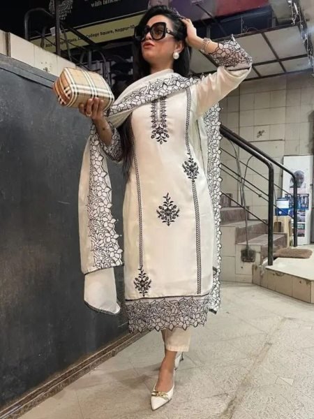 Ivory Elegance White Georgette Chain Work Suit with Crepe Pant & Dupatta 3Pc Set 3 Piece Kurti Set