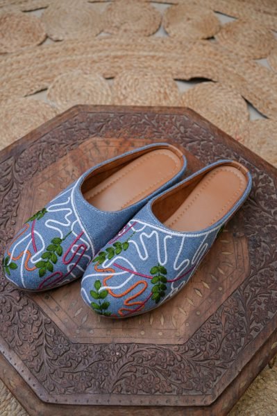 ladies denim jutti with leather finish stylish ethnic flats for resellers Fashion Accessories Wholesale