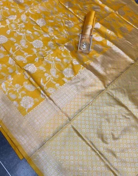 Latest Banarasi Soft Lichi  Silk Saree with Jacquard  work Banarasi Saree Wholesale