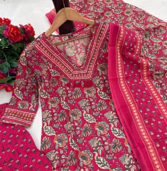 Latest Indian 3 pc Cotton  Suit  With Dupatta                          3 Piece Kurti Set