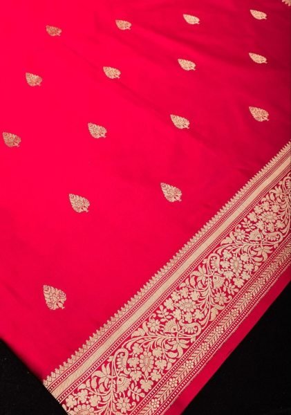 Latest Soft Lichi Silk Saree With Contrast Blouse  Silk Sarees Wholesale