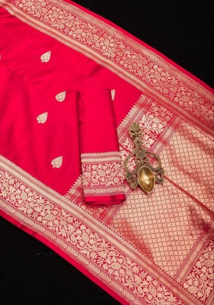 Latest Soft Lichi Silk Saree With Contrast Blouse  Silk Sarees Wholesale